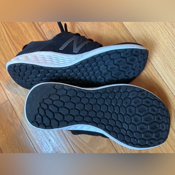 Women’s New Balance Fresh Foam size 9 - Picture 9 of 10